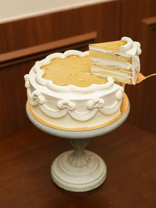 Honey Pear Chrysanthemum Cake