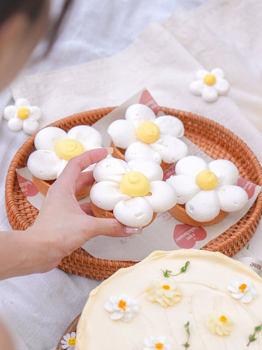 Daisy Lemon Meringue Tart