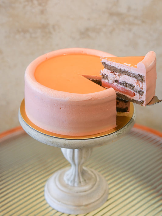 White Peach Earl Grey Cake