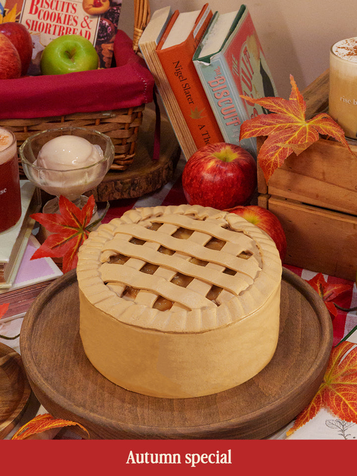 Rise Bakehouse - Apple Cinnamon Hojicha Cake
