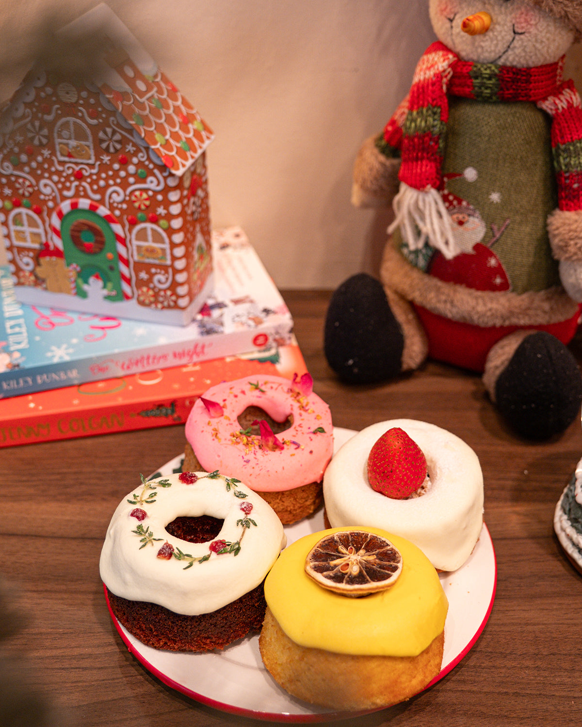 Christmas Box of 4 Teacakes