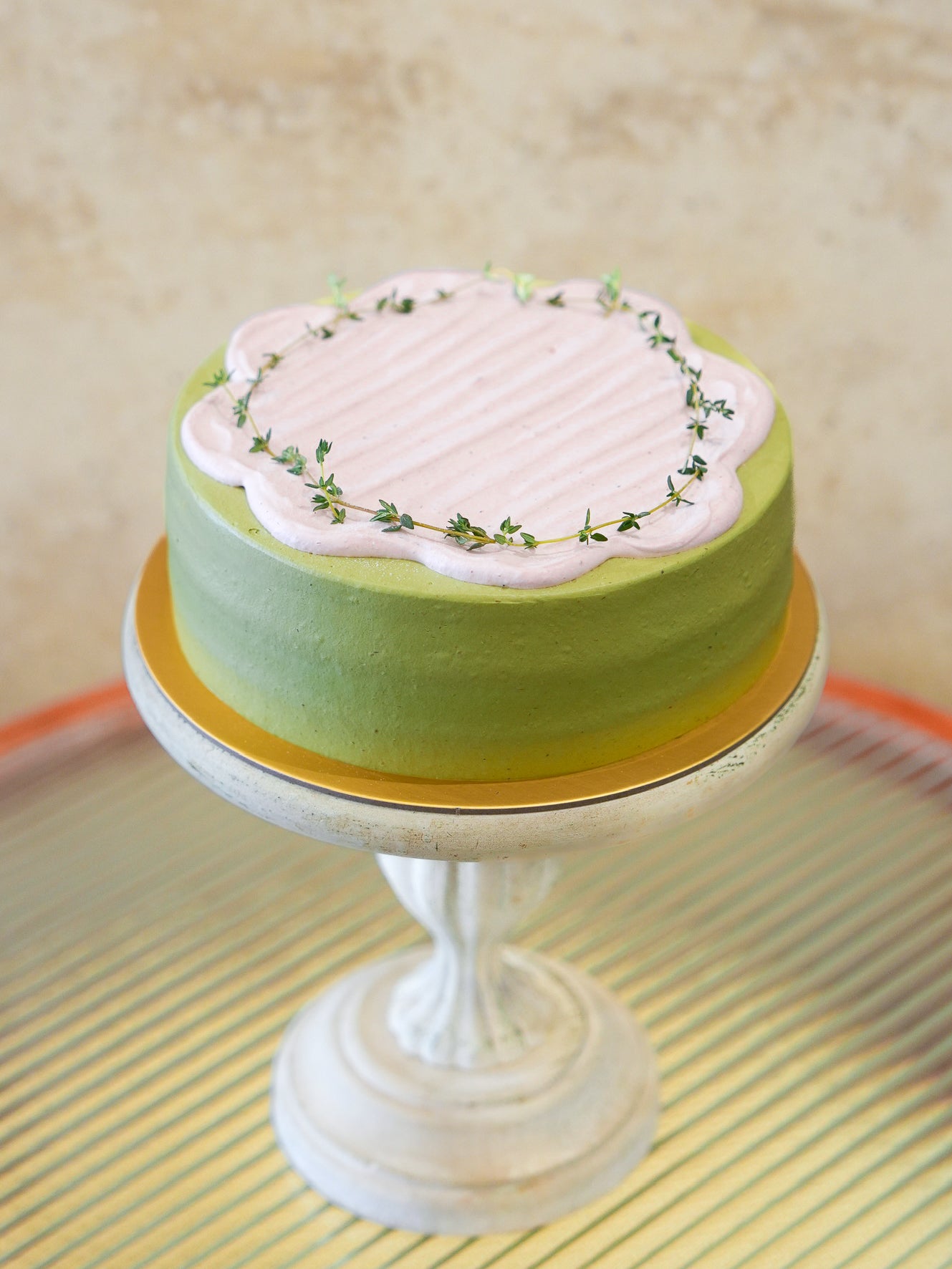 Matcha Strawberry Cake