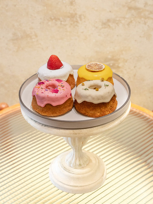 Box of 4 Teacakes