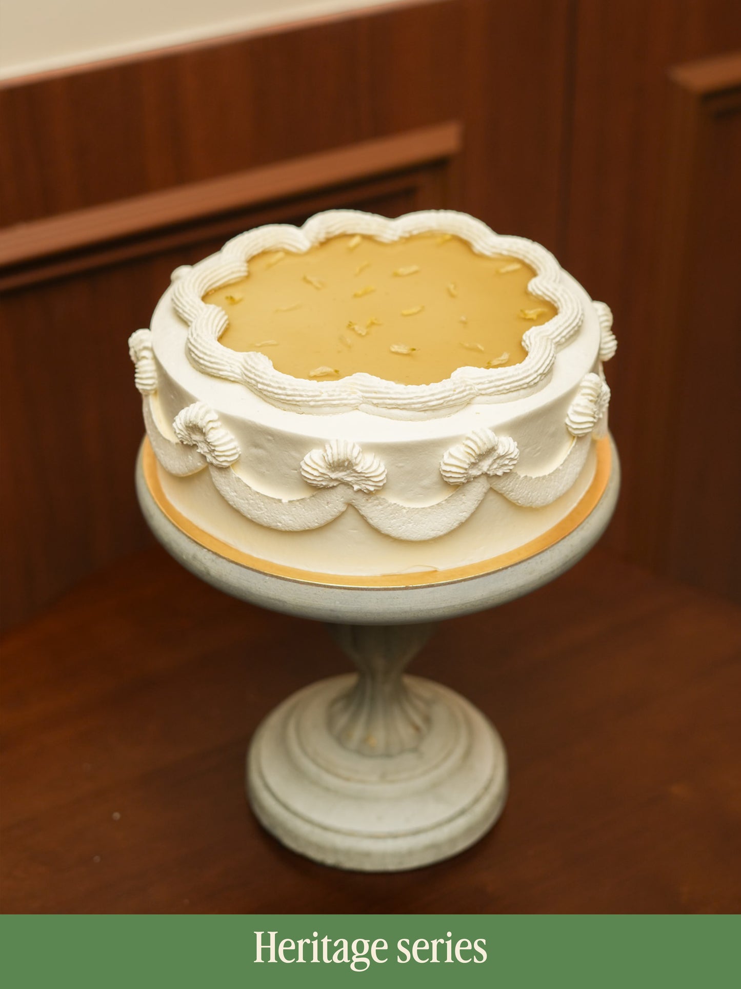 Honey Pear Chrysanthemum Cake